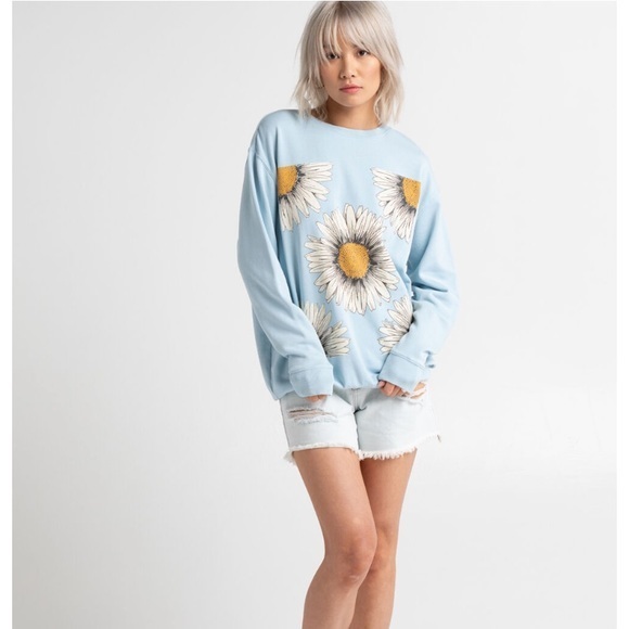 🎉Host Pick🎉 O’Neill Women’s Choice Pullover Fleece with Sunflowers Size XS - Picture 3 of 10